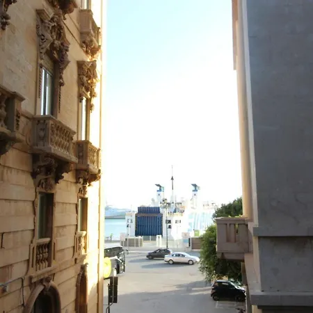 アパート 102 Garibaldi Tra Mare E Mare