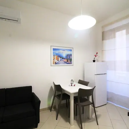 Appartamento 102 Garibaldi Tra Mare E Mare *